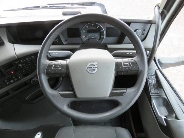 VOLVO FH420 For Sale